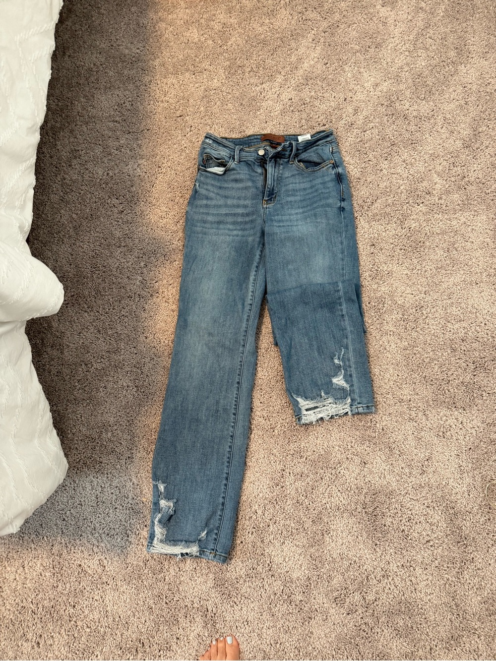 Judy Blue Medium Blue Distressed Straight Leg Jeans